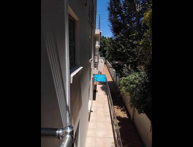 2 BEDROOM PROPERTY TO RENT IN DIE BULT